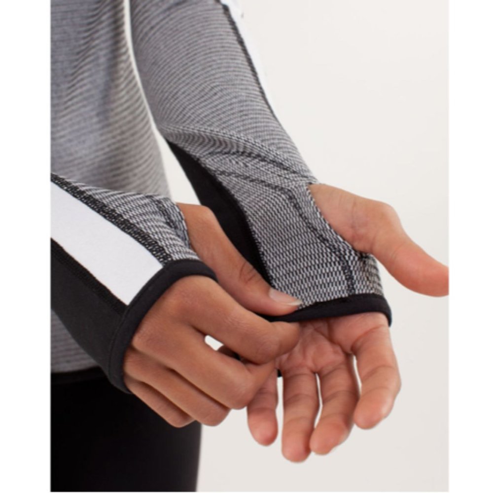 Lululemon Runder Under Black and White Long Sleeve - Picture 5 of 7